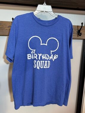 Disney "Birthday Squad" T‑Shirt M Super Soft lightweight